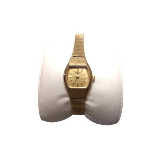 Seiko‎ Gold Tone Women's Wrist Watch Model 2P21-5A29AO Movement 5D1216